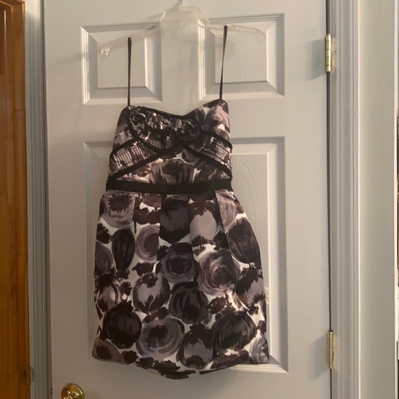 BCBGMaxAzria Dresses & Skirts - NWT BCBG MaxAzria strapless dress. Size 6.